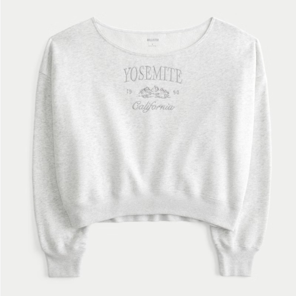 Hollister Easy Off-the-Shoulder Yosemite California Graphic Sweatshirt